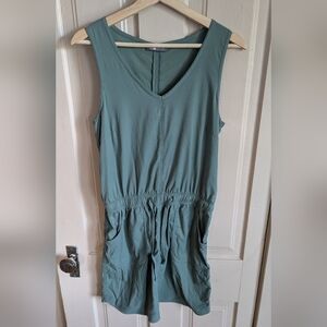 The North face lightweight dress